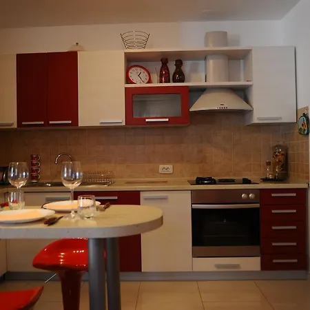 Noah Apartment Pula